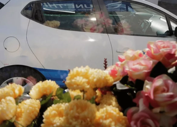 Un service de marbrerie funéraire complet